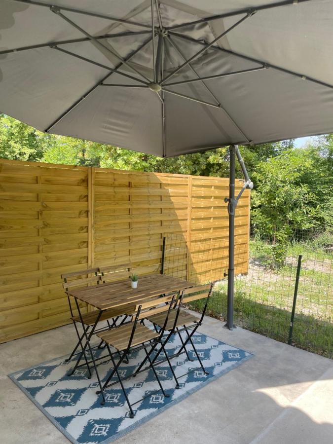 Appartement Avec Terrasse Vue Sorgue Le Thor Exterior photo